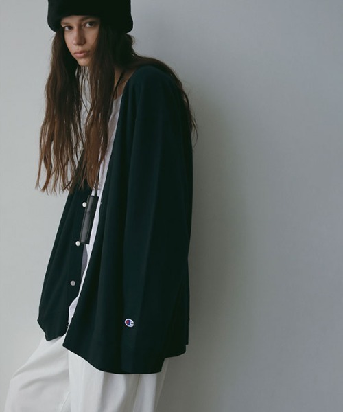 ETRE TOKYO（エトレトウキョウ）の「Champion REVERSE WEAVE V/N スウェットカーデ（カーディガン/ボレロ・レディース・ネイビー/オートミール/グレー・FREE）」の7枚目の写真