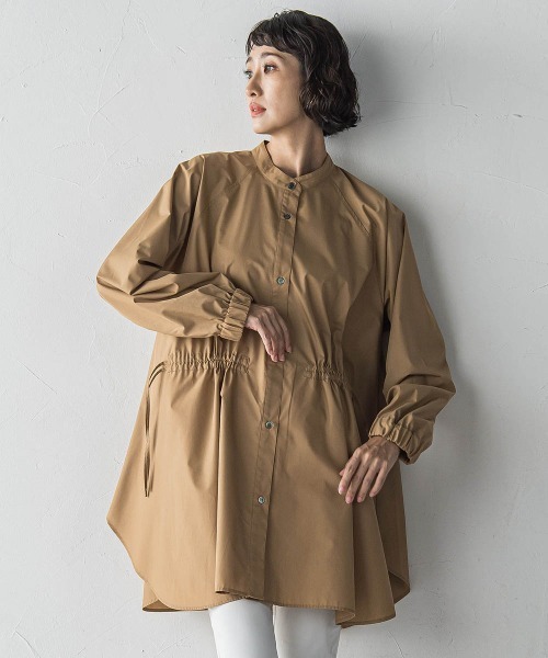 la.f…（ラエフ）の「【WEB限定】“体型カバーも叶う”3WAYチュニックブラウス≪洗濯機で洗える≫（シャツ/ブラウス・レディース・オフホワイト/キャメル/ダークネイビー・9号）」の3枚目の写真