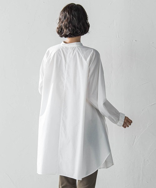 la.f…（ラエフ）の「【WEB限定】“体型カバーも叶う”3WAYチュニックブラウス≪洗濯機で洗える≫（シャツ/ブラウス・レディース・オフホワイト/キャメル/ダークネイビー・9号）」の5枚目の写真