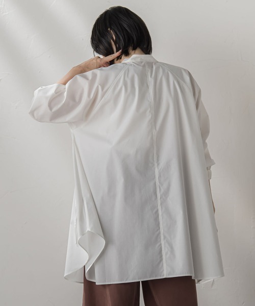 la.f…（ラエフ）の「【WEB限定】“体型カバーも叶う”3WAYチュニックブラウス≪洗濯機で洗える≫（シャツ/ブラウス・レディース・オフホワイト/キャメル/ダークネイビー・9号）」の11枚目の写真