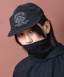 an meets zakka（アンミツザッカ）の「an meets zakka ロゴ刺繍コットンフラットバイザーキャップ（キャップ）」