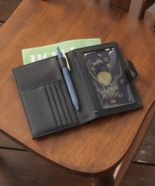 ALTROSE（アルトローズ）の「マルチケース パスポート カード 通帳 キルト 旅行 ルルナ（パスポートケース・レディース・アイボリー/ブラック/グレイッシュベージュ・FREE）」の13枚目の写真