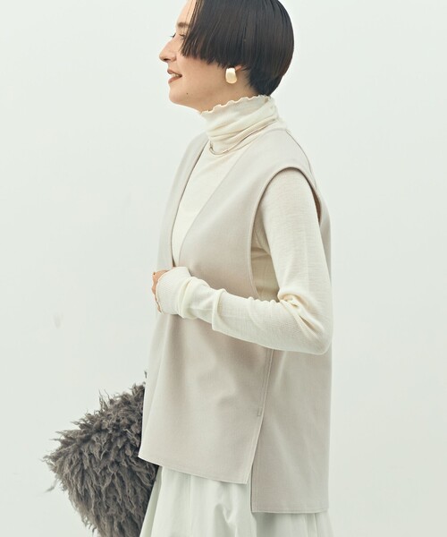 NOLLEY’S（ノーリーズ）の「ウォッシャブルストレッチジャージベスト（ベスト・レディース・ベージュ/ブラック・FREE）」の5枚目の写真