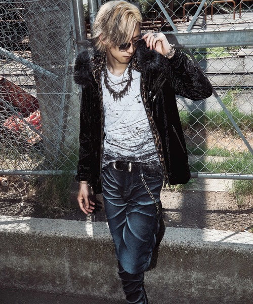 FUGA 加工デニムパンツ　ブラック　46 FUGA 加工デニムパンツ ブラック 46 FUGA ジーンズ 「FUGA/フーガ」裾