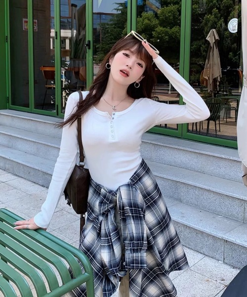 FUNdaysion(ファンデイション)の「ヘンリーネック長袖Tシャツ(Tシャツ/カットソー・レディース・ホワイト/グレー/ブラック・M)」の19枚目の写真