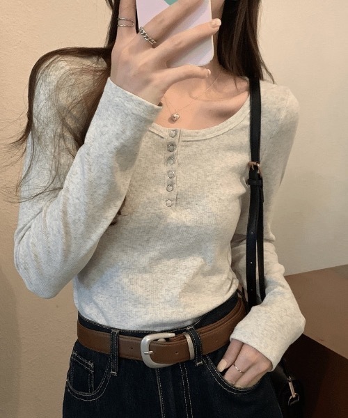 FUNdaysion(ファンデイション)の「ヘンリーネック長袖Tシャツ(Tシャツ/カットソー・レディース・ホワイト/グレー/ブラック・M)」の11枚目の写真