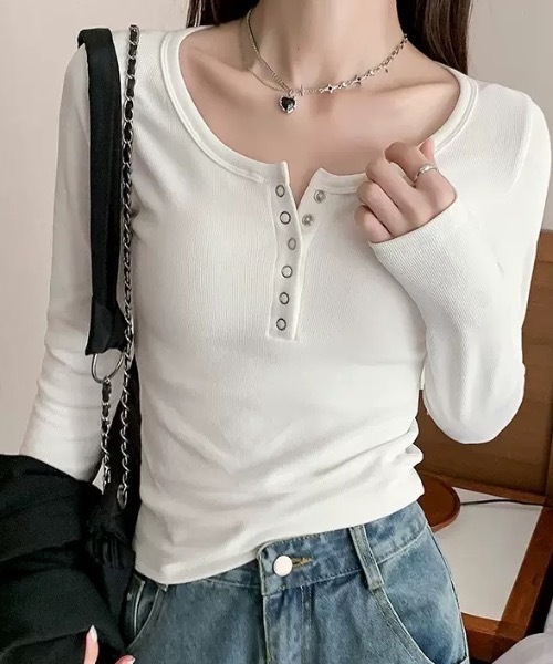 FUNdaysion(ファンデイション)の「ヘンリーネック長袖Tシャツ(Tシャツ/カットソー・レディース・ホワイト/グレー/ブラック・M)」の15枚目の写真