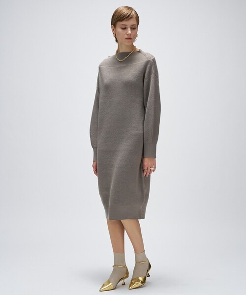cloenc(クロエンス)の「畦ニットロングワンピース(ワンピース・レディース・チャコールグレー/グレー/ナチュラル・02)」の9枚目の写真