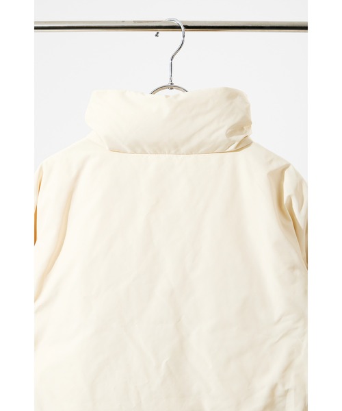 KWD（ケーダブルディー）の「【 KWD / ケーダブルディー 】DOWN PULLOVER / ダウンプルオーバー　KWD-12GD　KFH（ダウンジャケット/コート・レディース・アイボリー/ブラック・FREE）」の7枚目の写真