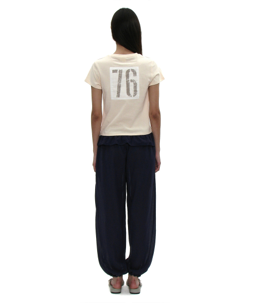 PARTIMENTO WOMEN(パルティメントウィメン)の「チーム76パッチショートスリーブTシャツ_クリーム(Tシャツ/カットソー・レディース・その他・SMALL/MEDIUM)」の4枚目の写真