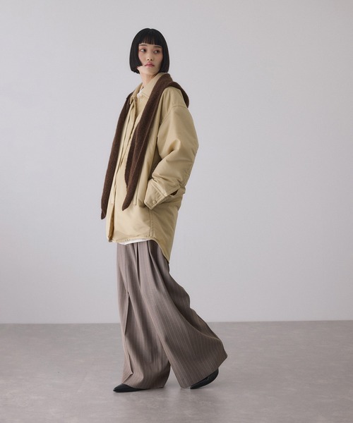 ADAM ET ROPE'（アダムエロペ）の「【サステナブル】ボンバーツイルパデットシャツブルゾン/撥水（ブルゾン・レディース・ベージュ/ダークブラウン・FREE）」の11枚目の写真