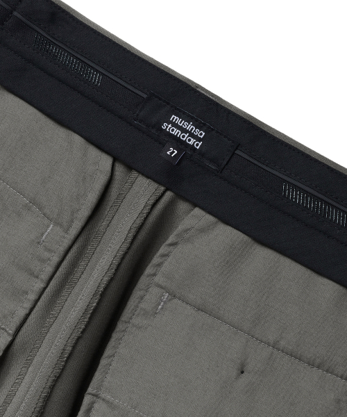 MUSINSA STANDARD WOMAN（ムシンサスタンダードウーマン）の「レディースワイド隠しバンディングスラックス[ウォームグレー]（スラックス・レディース・その他・34/32/30/31/24/25/26/27/28/29）」の5枚目の写真