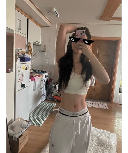 WOOALONG(ウアロン)の「Signature jogger pants_WHITE(スウェットパンツ・レディース・ホワイト・SMALL/MEDIUM/LARGE)」の11枚目の写真