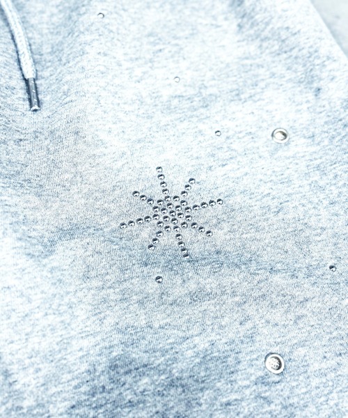 Y2K SYNAPSE FACTORY（ワイツーケー シナプスファクトリー）の「【スタッズ】ジョガーパンツ（スウェットパンツ・レディース・グレー/ダークグレー・FREE）」の19枚目の写真