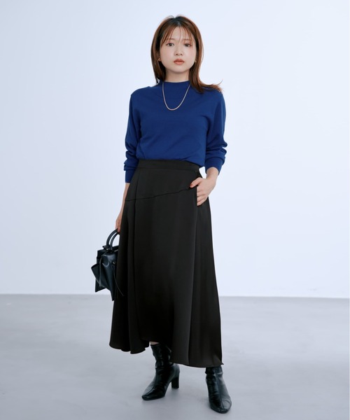 COHINA(コヒナ)の「アシメラインサテンフレアスカート 【低身長・小柄女性】(スカート・レディース・ブルー/ブラック/ベージュ・S-Regular/XS-Regular/S-Short/XS-Short)」の11枚目の写真