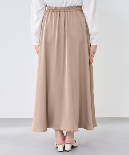 COHINA(コヒナ)の「アシメラインサテンフレアスカート 【低身長・小柄女性】(スカート・レディース・ブルー/ブラック/ベージュ・S-Regular/XS-Regular/S-Short/XS-Short)」の21枚目の写真