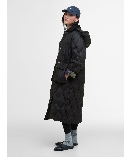 Barbour(バブアー)の「Yasminキルティング ダウン ジャケット ロング(レディース)(ダウンジャケット/コート・レディース・ブラック/ベージュ・8/10)」の9枚目の写真
