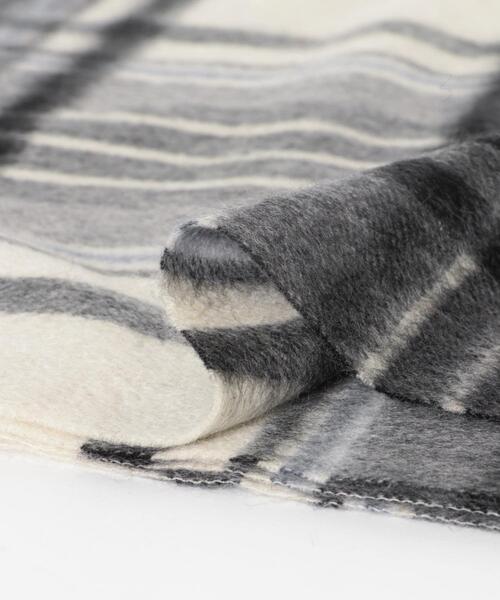 URBAN RESEARCH ROSSO WOMEN（アーバンリサーチ　ロッソ）の「カシミヤチェックストール（ストール/ショール・レディース・ベージュ系その他/ブラック系その他・FREE）」の8枚目の写真