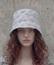 UNDERCONTROL STUDIO（アンダーコントロールスタジオ）の「フラワーパターン 夏 バケットハット STAND BUCKET / FLOWER EMBO / FOG GRAY（ハット）」