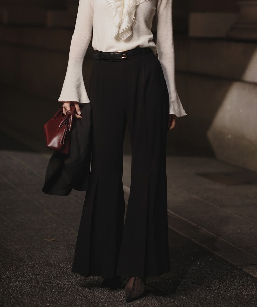 anuans(アニュアンス)の「トリアセバックサテンフレアパンツ(その他パンツ・レディース・ピンク系その他/ブラック/ホワイト系その他・M/S)」の2枚目の写真