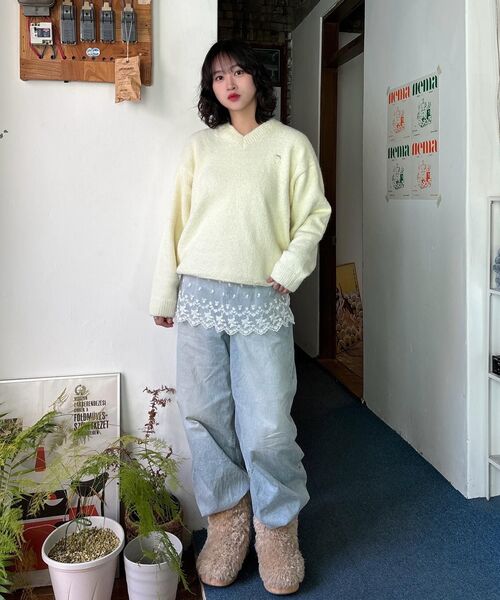 WaiKei(ワイケイ)の「ドルフィンヘアリーVネックニットアイボリー(ニット/セーター・レディース・その他・1/2)」の7枚目の写真