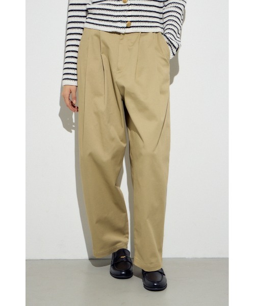 AZUL by moussy(アズールバイマウジー)の「イージーチノカーブパンツ(チノパンツ・レディース・ダークネイビー/ベージュ・SMALL/MEDIUM)」の3枚目の写真