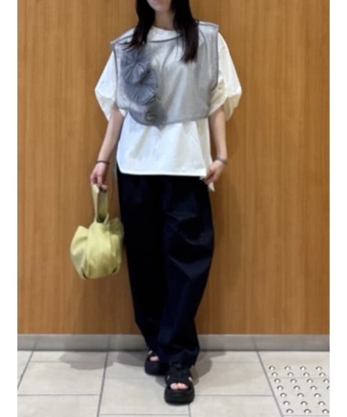 AZUL by moussy(アズールバイマウジー)の「【身長/骨格別着用画像あり】イージーチノカーブパンツ 秋服 冬服 ルーズ リラックス(チノパンツ・レディース・ダークネイビー/ベージュ・SMALL/MEDIUM)」の22枚目の写真