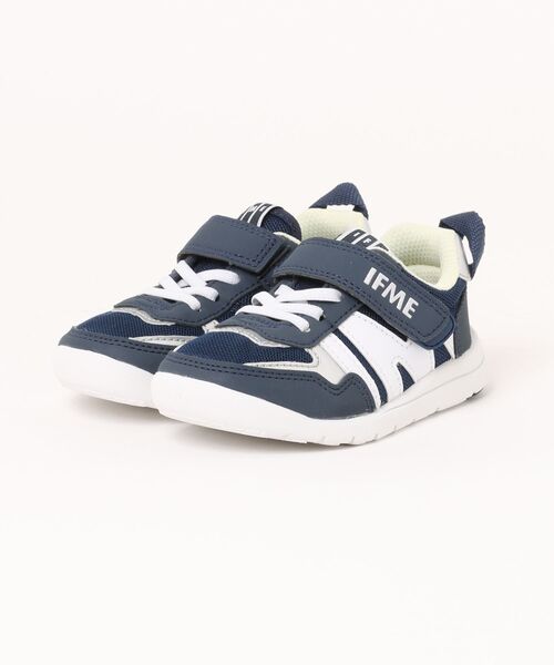 IFME（イフミー）の「《IFME》ＬＩＧＨＴ　ゴアベルトスニーカー（スニーカー・キッズ・ネイビー/パープル/ピンク/ベージュ・15.5cm/15.0cm/19.0cm/16.5cm/16.0cm/18.5cm/18.0cm/17.5cm/17.0cm）」の2枚目の写真