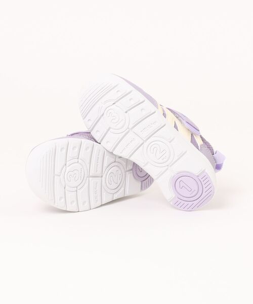 IFME（イフミー）の「《IFME》ＬＩＧＨＴ　ゴアベルトスニーカー（スニーカー・キッズ・ネイビー/パープル/ピンク/ベージュ・15.5cm/15.0cm/19.0cm/16.5cm/16.0cm/18.5cm/18.0cm/17.5cm/17.0cm）」の6枚目の写真