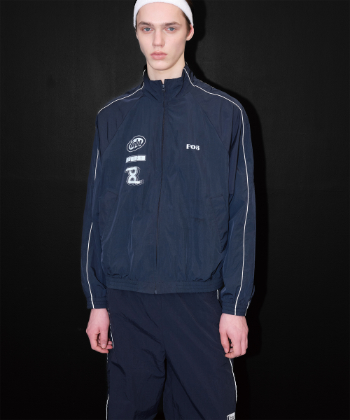 PO8(ピーオーエイト)の「INFIN8 JACKET - NAVY(ナイロンジャケット・レディース・ネイビー・MEDIUM/LARGE)」の4枚目の写真