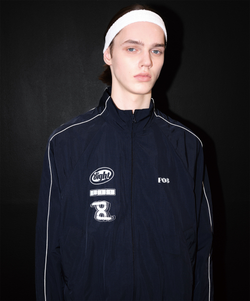PO8(ピーオーエイト)の「INFIN8 JACKET - NAVY(ナイロンジャケット・レディース・ネイビー・MEDIUM/LARGE)」の5枚目の写真