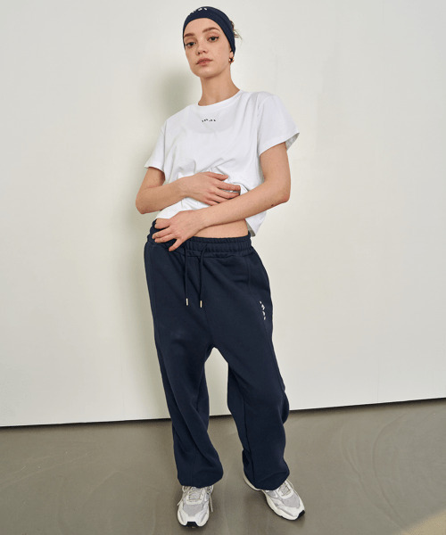 INJIACTIVE(インジアクティブ)の「パクシロゴクロップTシャツホワイト(Tシャツ/カットソー・レディース・その他・ONE SIZE)」の3枚目の写真