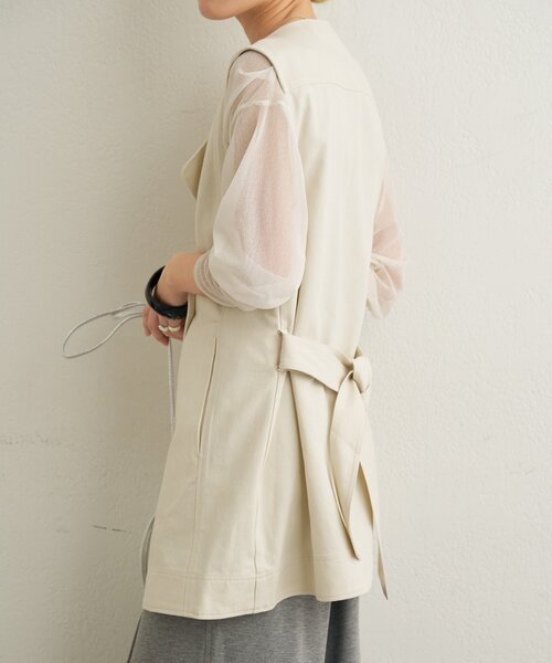 Omekashi（オメカシ）の「ダブルノーカラージレ（ベスト・レディース・ベージュ/アイボリー・FREE）」の3枚目の写真