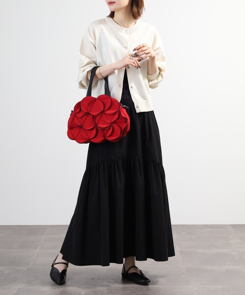 crossi(クロッシー)の「花モチーフボンディング2WAYバッグ(ショルダーバッグ・レディース・グレー/ネイビー/オリーブ/ブラック/レッド/ベージュ・F/FREE)」の13枚目の写真