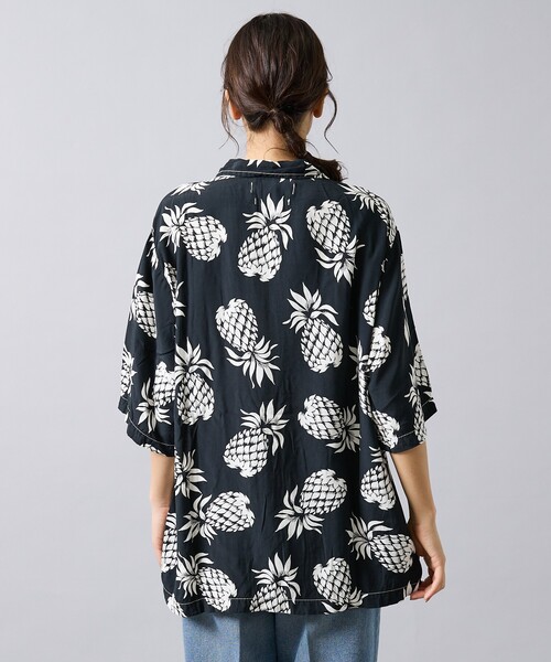 REMI RELIEF(レミレリーフ)の「【REMI RELIEF / レミ レリーフ】パイナップル柄アロハシャツ/ユニセックス/RN30389014(シャツ/ブラウス・メンズ・ブラック/スモークピンク・M/L)」の7枚目の写真