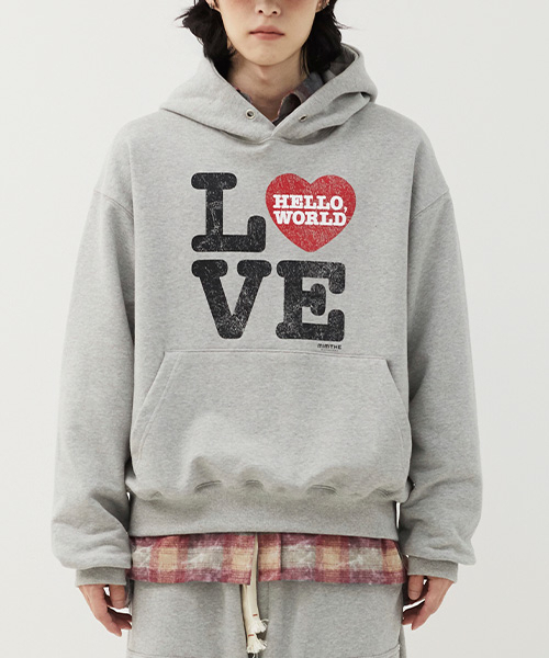 MIM the wardrobe(ミームザワードローブ)の「ヘローワールド LOVE フードパーカー_ネイビー(パーカー・レディース・その他・2/3/1)」の5枚目の写真