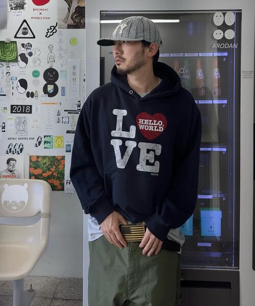 MIM the wardrobe(ミームザワードローブ)の「ヘローワールド LOVE フードパーカー_ネイビー(パーカー・レディース・その他・2/3/1)」の20枚目の写真