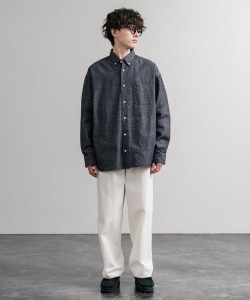 Audience(オーディエンス)の「Upscape Audience アップスケープオーディエンス 日本製 国産 「備中備後」6オンスセルヴィッチ 白耳デニム釦ダウンボクシーAライン長袖シャツ AUD6703(シャツ/ブラウス・メンズ・ダークインディゴブルー・L/M)」の9枚目の写真