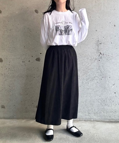 etta(エタ)の「韓国っぽモノクロロンT/長袖Tシャツ(Tシャツ/カットソー・レディース・ホワイト・MEDIUM/SMALL/LARGE)」の9枚目の写真