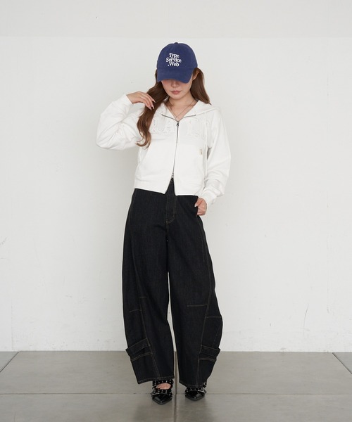 RAY CASSIN(レイカズン)の「ロゴパッチワークパーカー(パーカー・レディース・ホワイト系その他/ホワイト/ネイビー/グレー系その他2・FREE)」の14枚目の写真