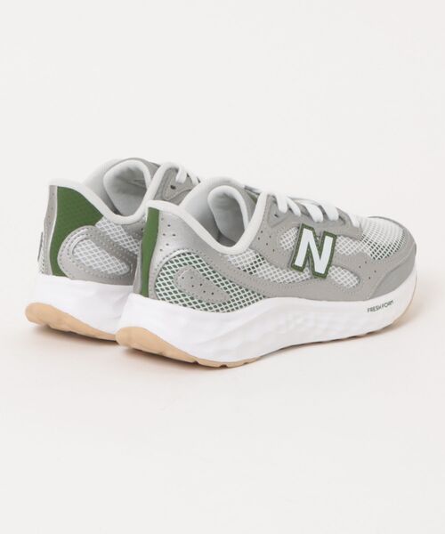 NEW BALANCE(ニューバランス)の「【New Balance/ニューバランス】NB WARISTA4 D フレッシュフォーム アリシ ティラルクス(スニーカー・レディース・シルバー・23.5cm/23.0cm/25.0cm/24.5cm/24.0cm/22.5cm/25.5cm)」の2枚目の写真