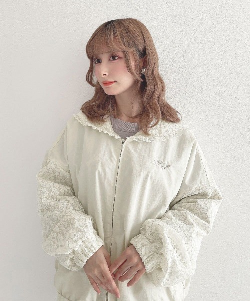 F i.n.t（フィント）の「【セットアップ対応】レースセーラー衿ブルゾン（ブルゾン・レディース・オフホワイト/ホワイト×パープル・FREE）」の2枚目の写真