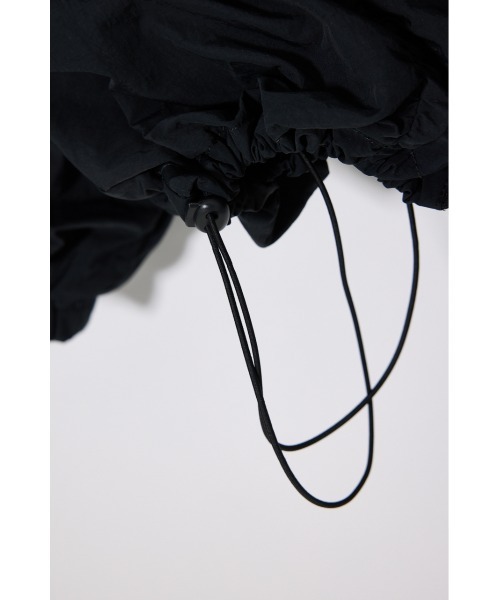 MOUSSY(マウジー)の「【26年SS新作】SHIRRING OVER NYLON ブルゾン(ブルゾン・レディース・ブラック/カーキ/キナリ・1/2)」の9枚目の写真