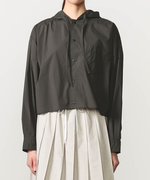 GYMPHLEX（ジムフレックス）の「Gymphlex |  ナイロン フードシャツジャケット WOMEN（シャツ/ブラウス・レディース・ホワイト/チャコール・14）」の11枚目の写真