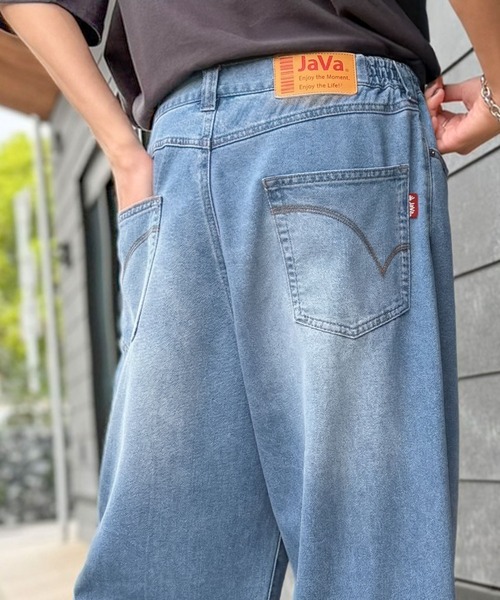 Java(ジャバ)の「《JaVaジャバコラボ》【接触冷感・速乾機能付き】ヴィンテージブラスト加工 バックデザイン リラックスフィット ジーンズ(デニムパンツ・メンズ・ブラック/ライトブルー/ブルー/グレー・LARGE/MEDIUM/SMALL)」の15枚目の写真