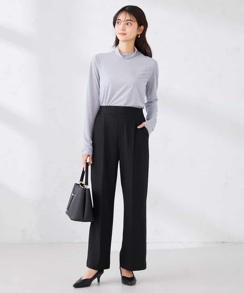 a.v.v（アーヴェヴェ）の「ｼｱｰﾊｲﾈｯｸｶｯﾄｿｰ（Tシャツ/カットソー・レディース・アイボリー/ダークインディゴブルー・40/38/36）」の3枚目の写真