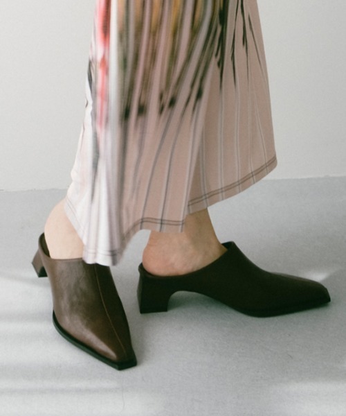 sahara(サハラ)の「Pointed Toe Mules(その他シューズ・レディース・その他/ブラック/ブラウン・L/S/M)」の3枚目の写真