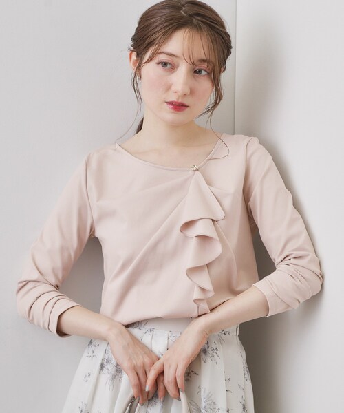 index（インデックス）の「アシメラッフルフリルトップス【洗濯機OK】（Tシャツ/カットソー・レディース・ネイビー/サンドベージュ/オフホワイト・36/42/40/38）」の15枚目の写真