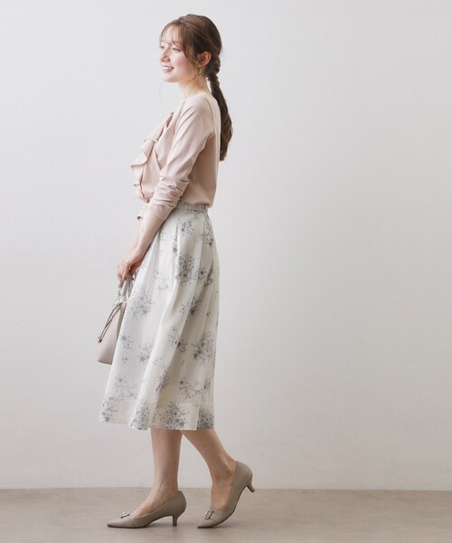 index（インデックス）の「アシメラッフルフリルトップス【洗濯機OK】（Tシャツ/カットソー・レディース・ネイビー/サンドベージュ/オフホワイト・36/42/40/38）」の17枚目の写真