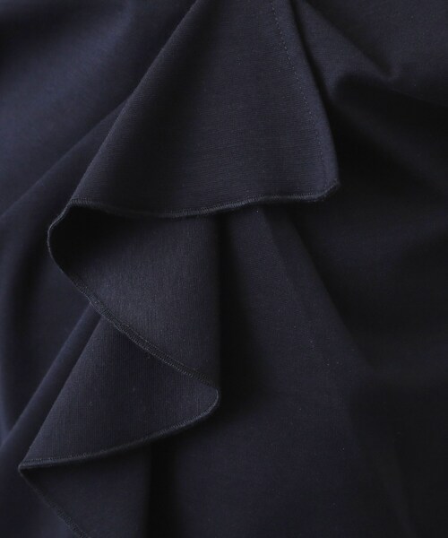 index（インデックス）の「アシメラッフルフリルトップス【洗濯機OK】（Tシャツ/カットソー・レディース・ネイビー/サンドベージュ/オフホワイト・36/42/40/38）」の4枚目の写真